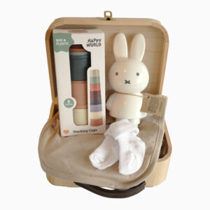 Gevuld koffertje gender neutraal konijn